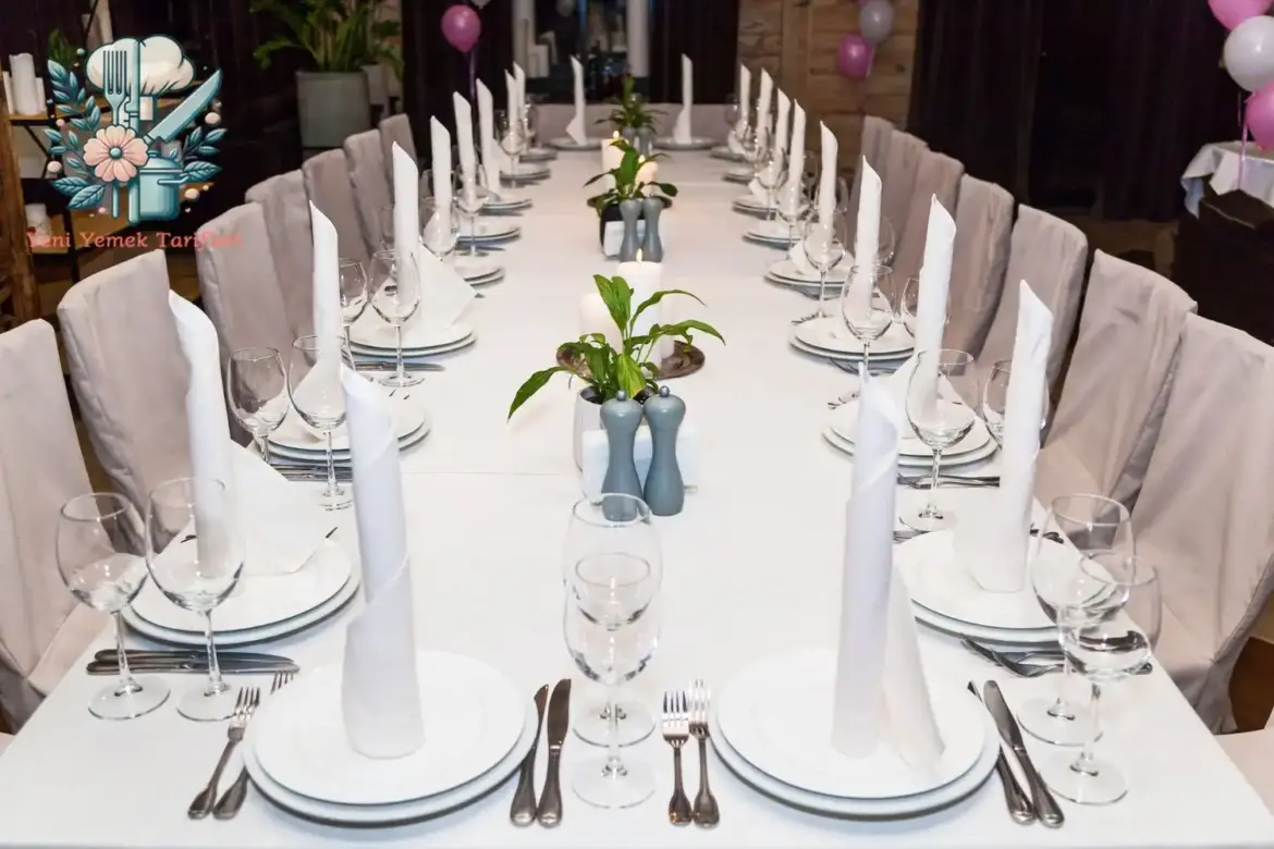 YYT Ziyafet Sofrasında Oturma Düzeni Hero